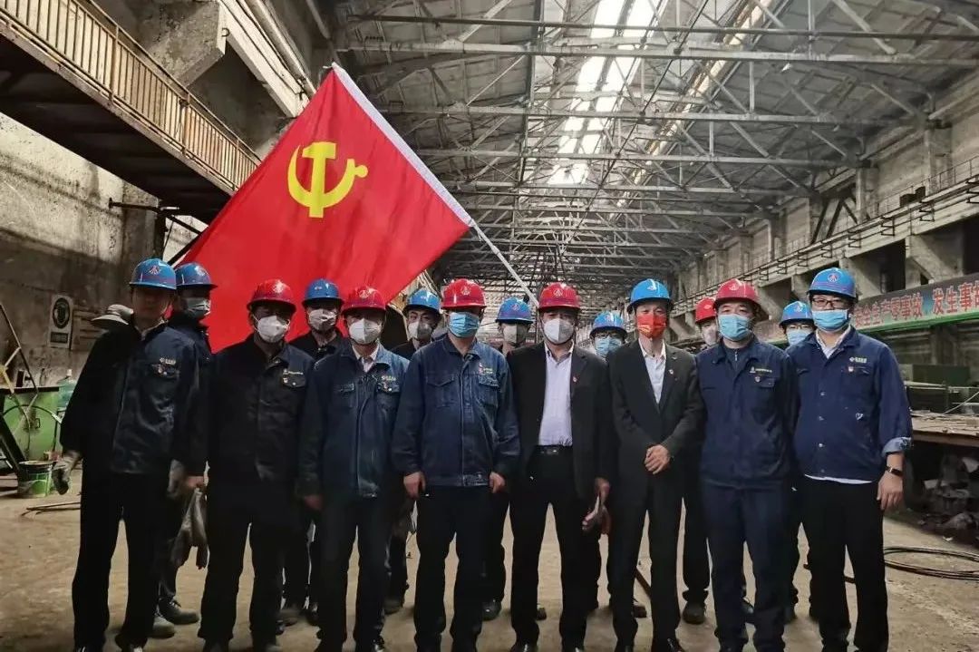 走在奮斗的春光里——鋼加公司生產(chǎn)見聞 走在奮斗的春光里——鋼加公司生產(chǎn)見聞