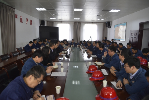 李永剛深入基層調(diào)研把脈職工思想動(dòng)態(tài)