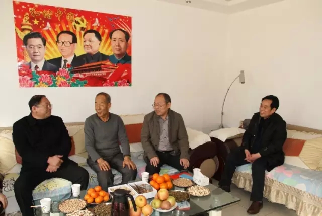 龍鋼集團(tuán)公司黨政工領(lǐng)導(dǎo)到韓城片區(qū)看望慰問(wèn)離退休老干部 龍鋼集團(tuán)公司黨政工領(lǐng)導(dǎo)到韓城片區(qū)看望慰問(wèn)離退休老干部