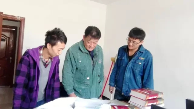 華冶公司技術(shù)質(zhì)量部“傳、幫、帶、教學(xué)相長(zhǎng)”