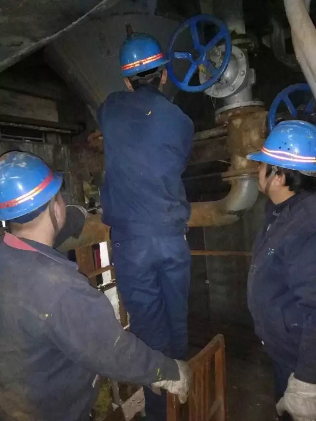 致敬，春節(jié)期間的堅守者