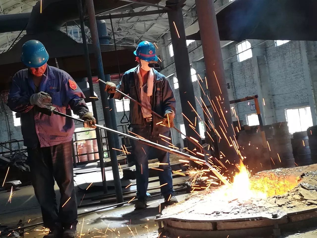 華冶公司9月份實(shí)現(xiàn)扭虧為盈 華冶公司9月份實(shí)現(xiàn)扭虧為盈