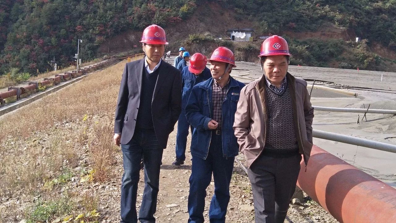 陰小兵一行到大西溝、華冶公司調(diào)研指導(dǎo)工作