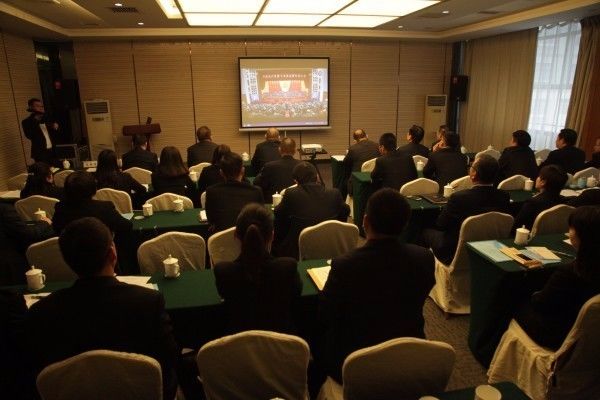 龍鋼集團(tuán)黨委推動(dòng)學(xué)習(xí)宣傳十九大精神工作邁向深入 龍鋼集團(tuán)黨委推動(dòng)學(xué)習(xí)宣傳十九大精神工作邁向深入