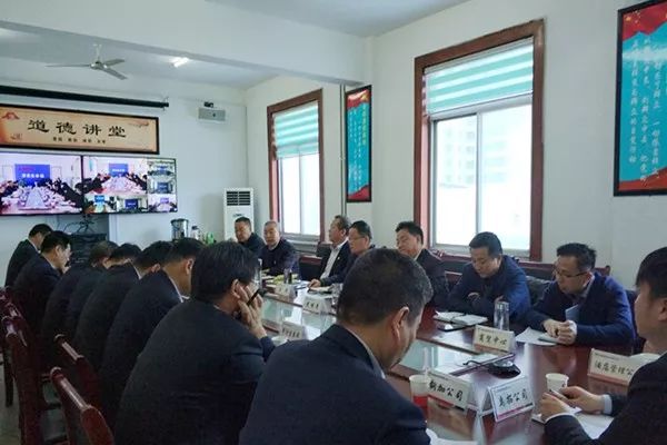 龍鋼集團(tuán)公司召開2月份工作安排部署會(huì) 龍鋼集團(tuán)公司召開2月份工作安排部署會(huì)