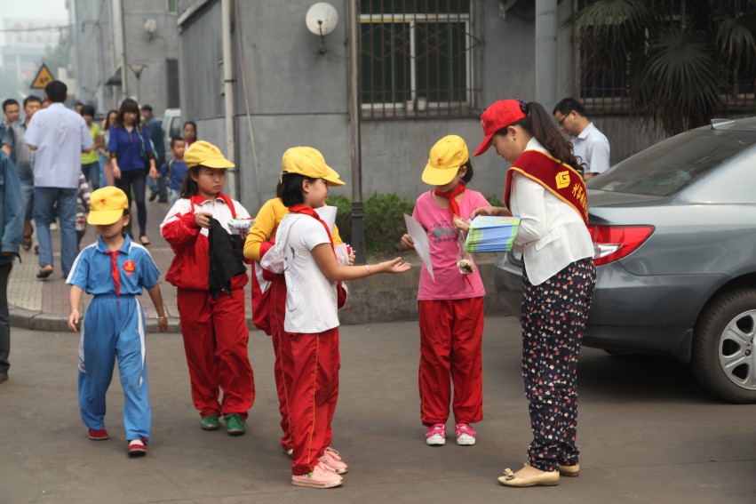 龍鋼集團(tuán)繼續(xù)保持“全國(guó)文明單位”榮譽(yù)稱號(hào) 龍鋼集團(tuán)繼續(xù)保持“全國(guó)文明單位”榮譽(yù)稱號(hào)
