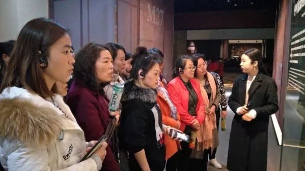 ��䓼��F(tu��n)����λ�c���˻�Ӿ��ʼ���