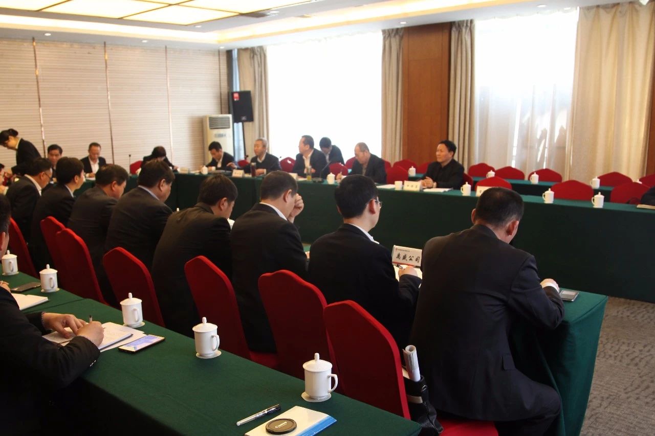 龍鋼集團(tuán)召開3月份經(jīng)營工作推進(jìn)會 龍鋼集團(tuán)召開3月份經(jīng)營工作推進(jìn)會