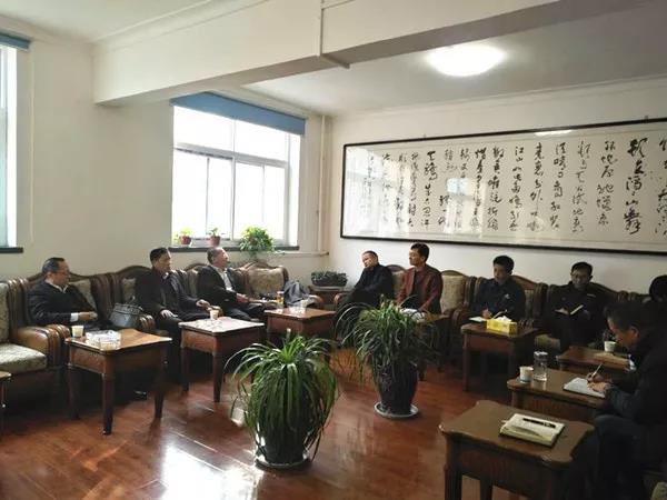 唐鑫、楊召朋到西鋼、紅光物流公司檢查指導(dǎo)工作