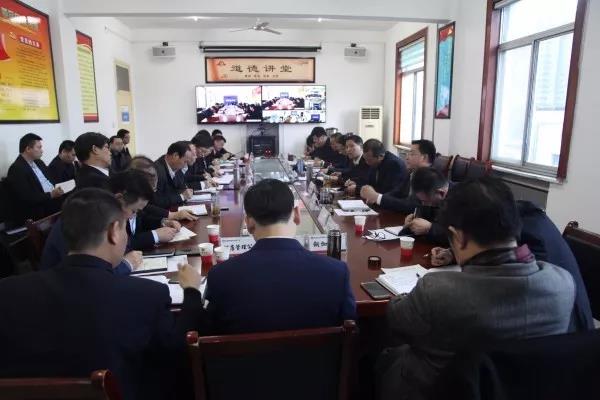 強(qiáng)化作風(fēng)建設(shè) 嚴(yán)格剛性考核 推動(dòng)任務(wù)完成——龍鋼集團(tuán)安排部署3月份工作