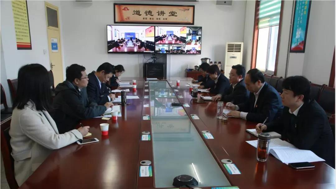 為生產(chǎn)經(jīng)營提供堅強紀律保障——龍鋼集團部署近期紀檢監(jiān)察工作 為生產(chǎn)經(jīng)營提供堅強紀律保障——龍鋼集團部署近期紀檢監(jiān)察工作