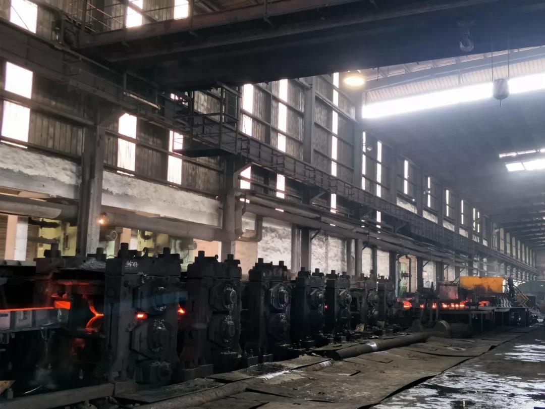 同興公司超額完成上半年生產(chǎn)任務(wù) 同興公司超額完成上半年生產(chǎn)任務(wù)